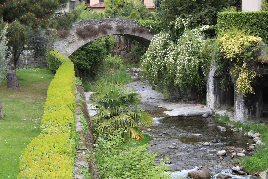 Te Huur: 5 Persoons Chalet Aan Het Luganomeer Villa Porlezza Italia